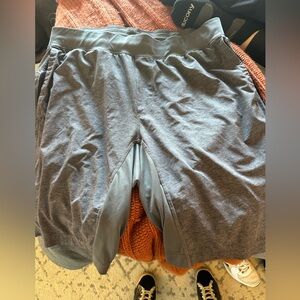 Men’s XXL lululemon shorts